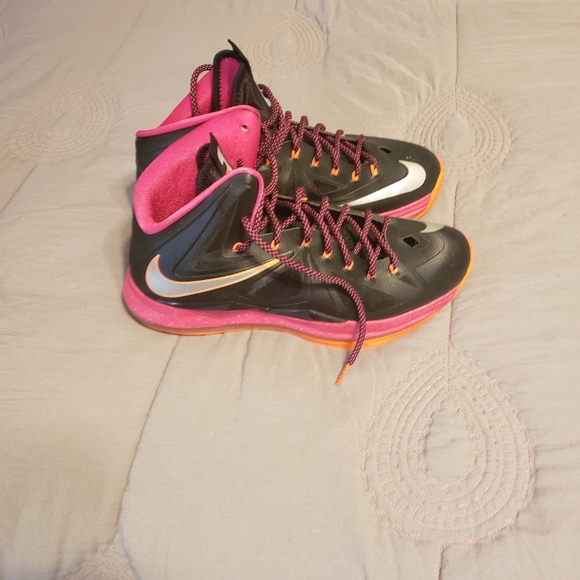 Mens shoe - Picture 3 of 7